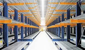 Benefits Of Adding Wire Mesh Deck To The Cantilever Racking System