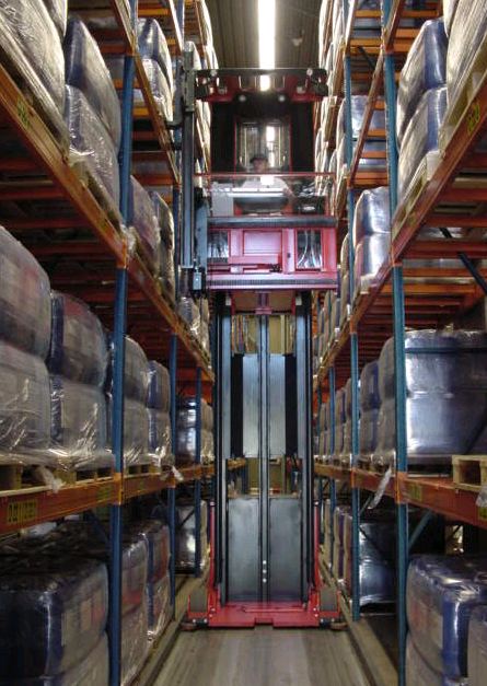 Differences of Narrow Aisle Racking Vs. VNA Racking