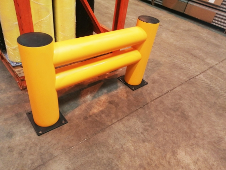 HDPE Upright Frame Protecto/Plastic Crash Barrier - Buy Racking ...