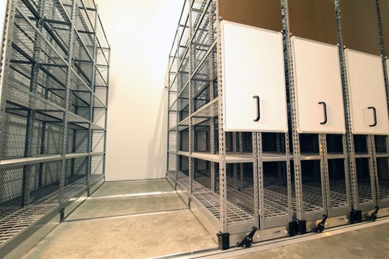 Mobile VS. Traditional: Retail Shelving