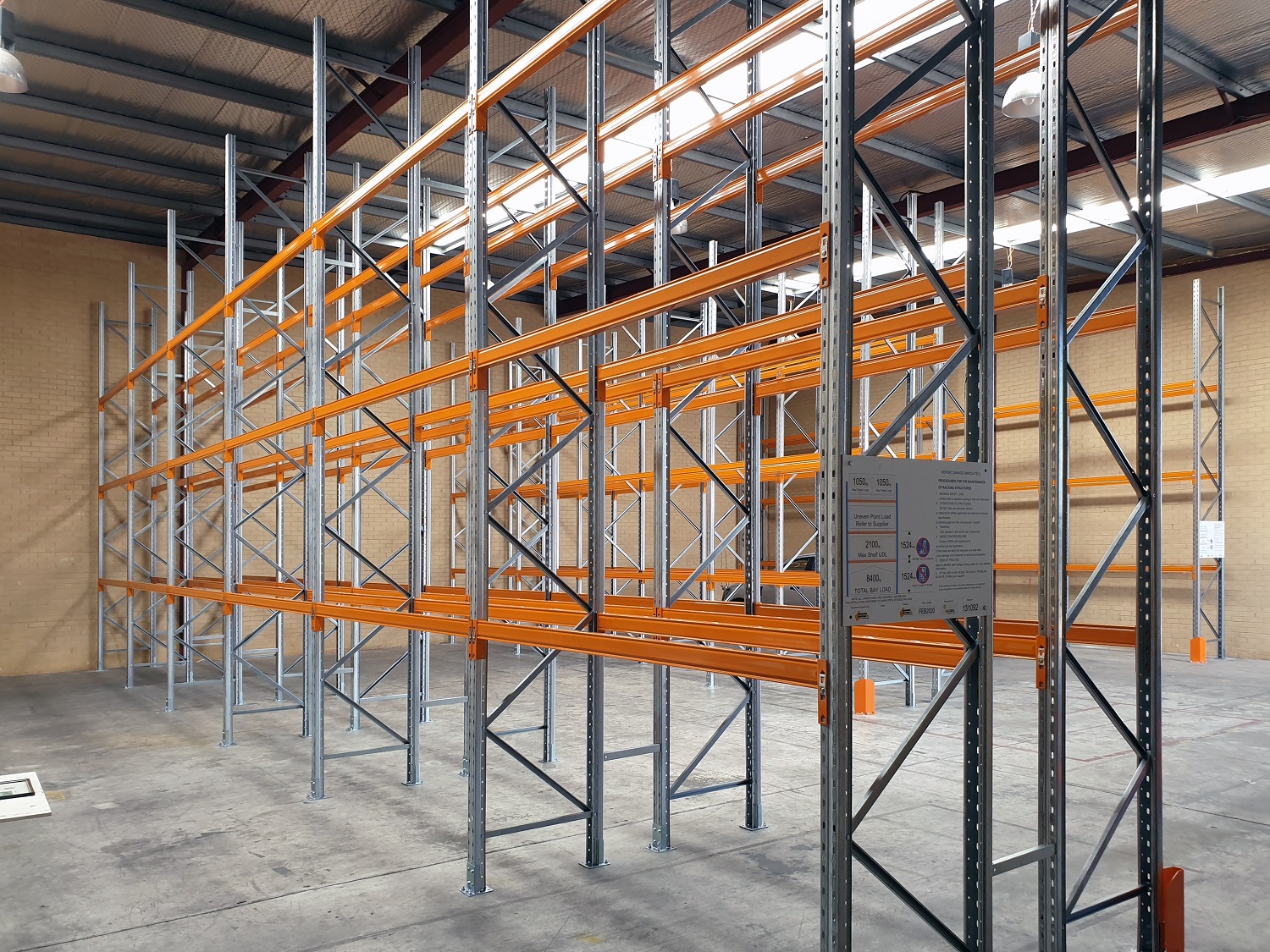 APEX-SELECTIVE-PALLET-RACKING_02